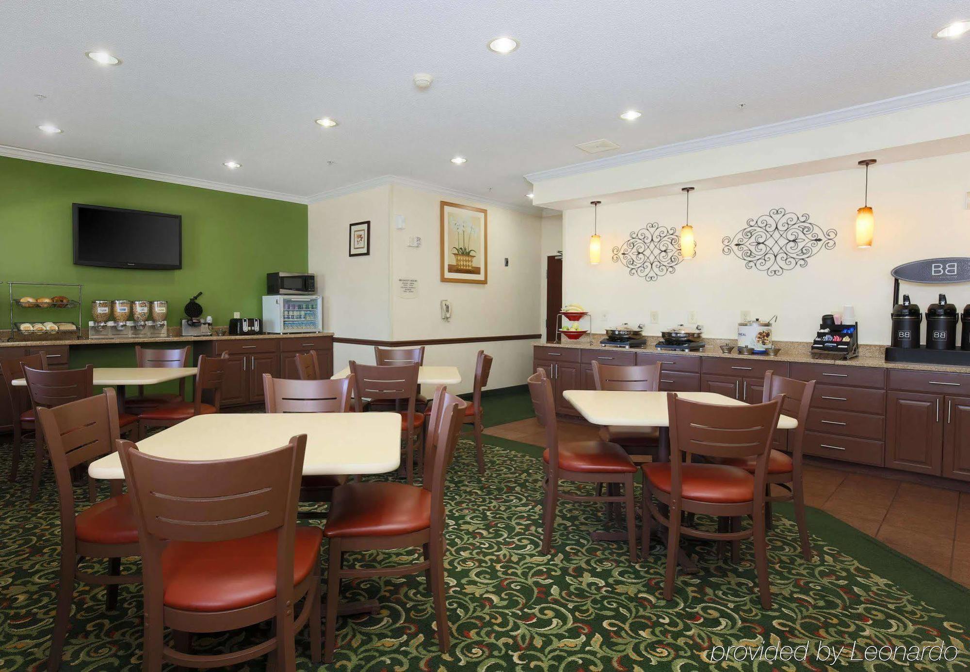 Fairfield Inn By Marriott Warren Niles Exterior photo